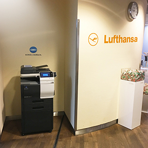 Foto Konica Minolta ofrece soporte al trabajo móvil en las salas VIP de Lufthansa.